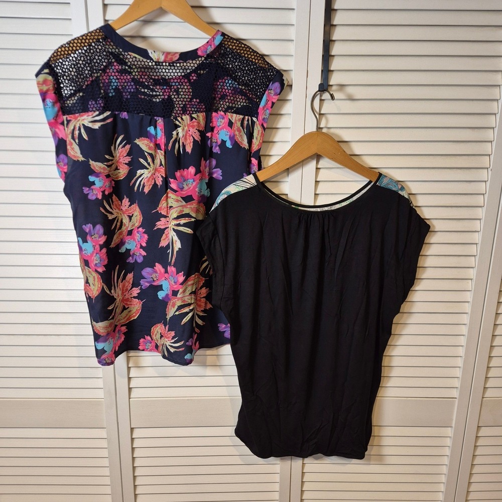 Black Rainn Women's L Floral Blouse Lot of 2 Boho Tops Short Sleeve Mesh Casual - Picture 5 of 16